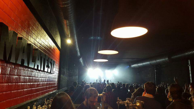 Un Incendio En Una Discoteca En Santiago Obliga A Desalojar A Un