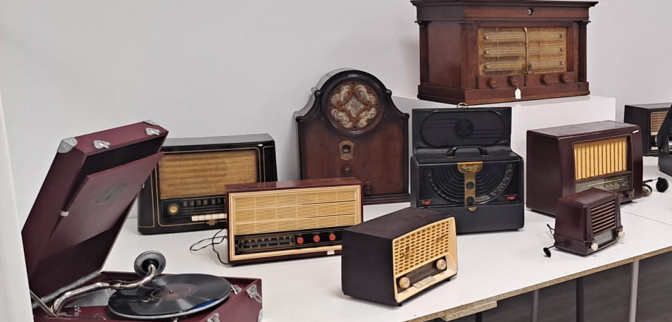 Pasión por las radios antiguas en el Museo Mares de Cedeira
