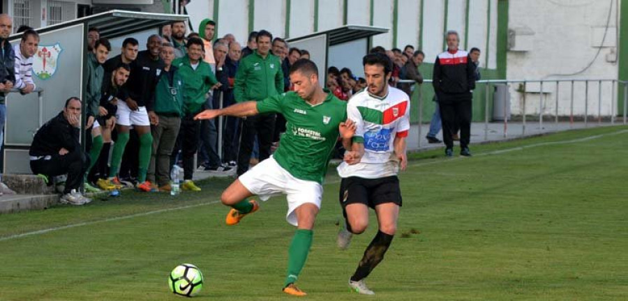 Juan Veiga alaba la ambición de sus jugadores para derrotar al Lemos