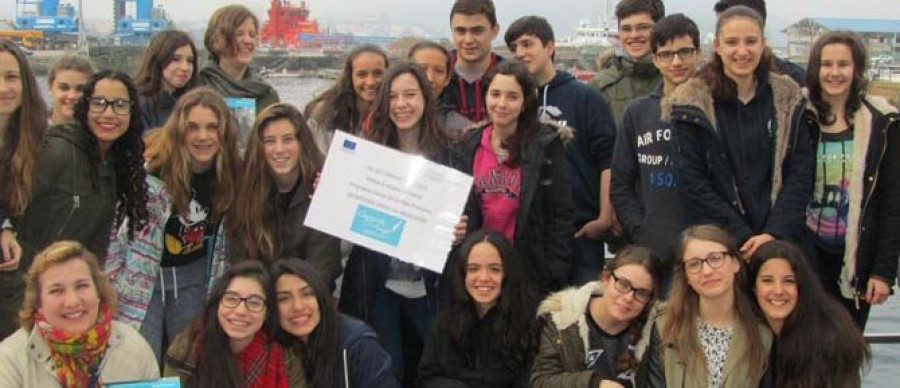 alumnos del montojo en la ruta “ferrol en feminino”