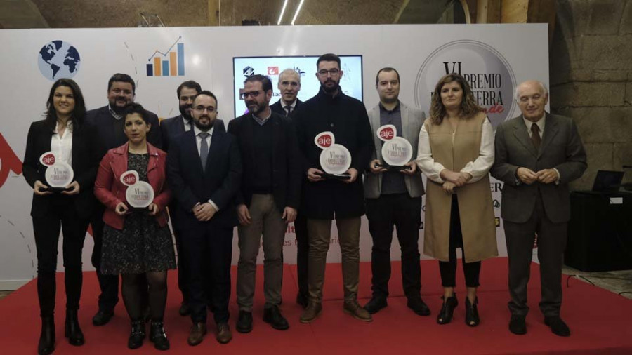 Hyliacom y Waves se hacen con 
el premio Ferrolterra Emprende