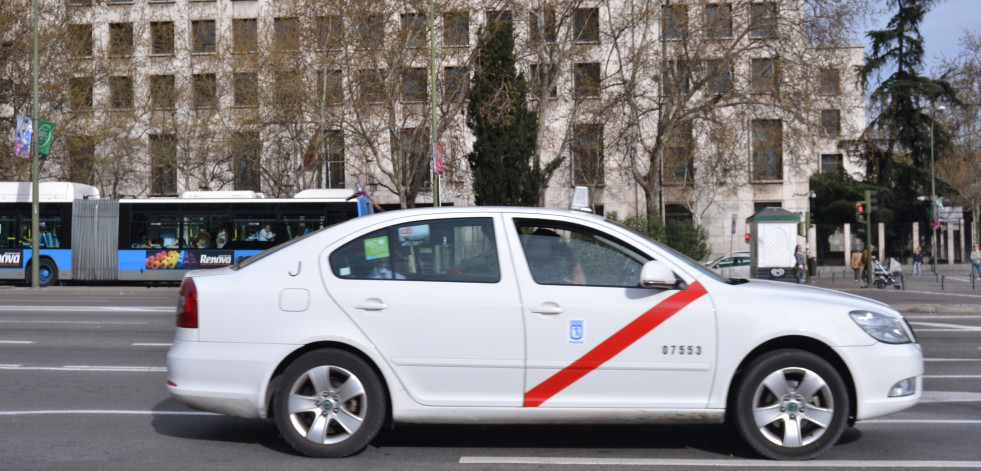 Madrid comienza a encontrar soluciones eficaces a la falta de taxis