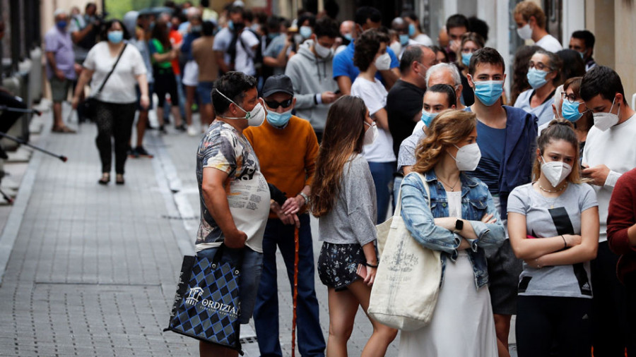 España roza los 70 brotes activos mientras Ordizia y Cataluña imponen el uso de mascarillas