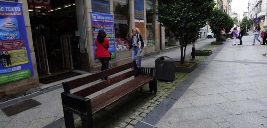 Regular el aparcamiento en superficie, primera medida antes de peatonalizar