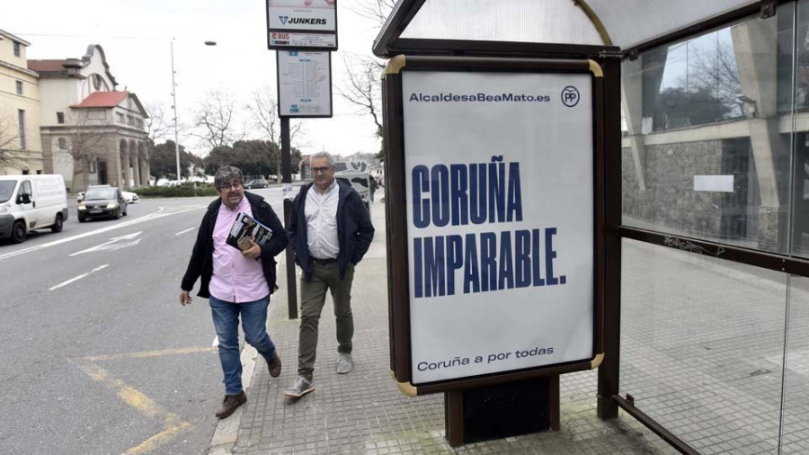 La campaña electoral que una comparsa defiende como propia