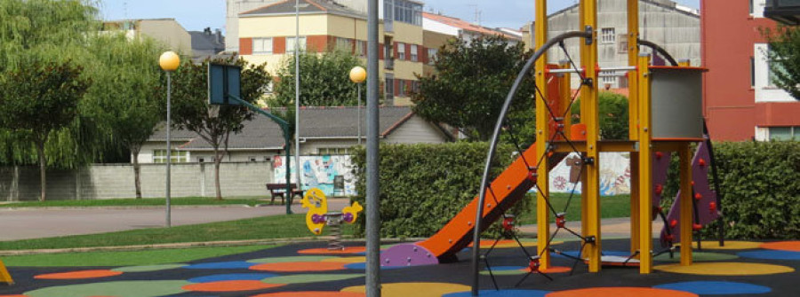 Narón adapta casi todos sus parques infantiles a la normativa europea