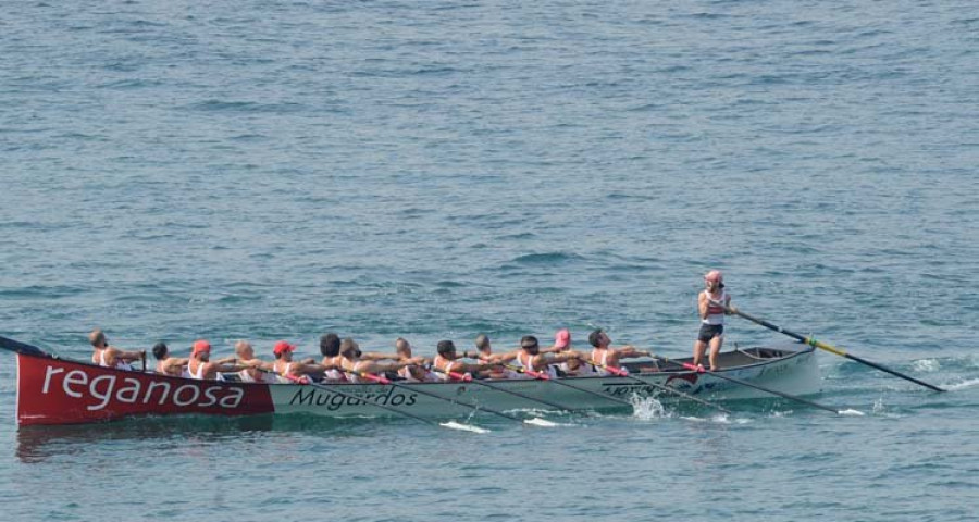 Mugardos rubrica con una nueva victoria su ascenso