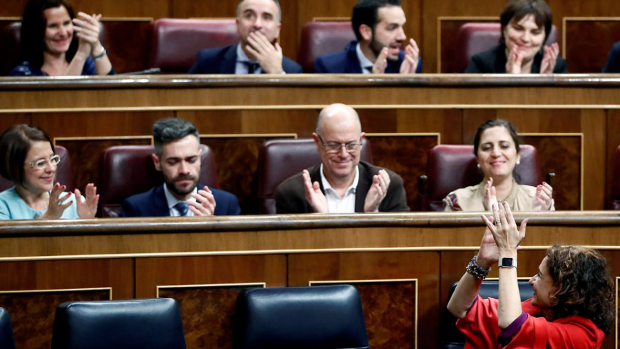 El Gobierno aprueba la nueva senda del déficit con el apoyo de ERC y el PDeCat