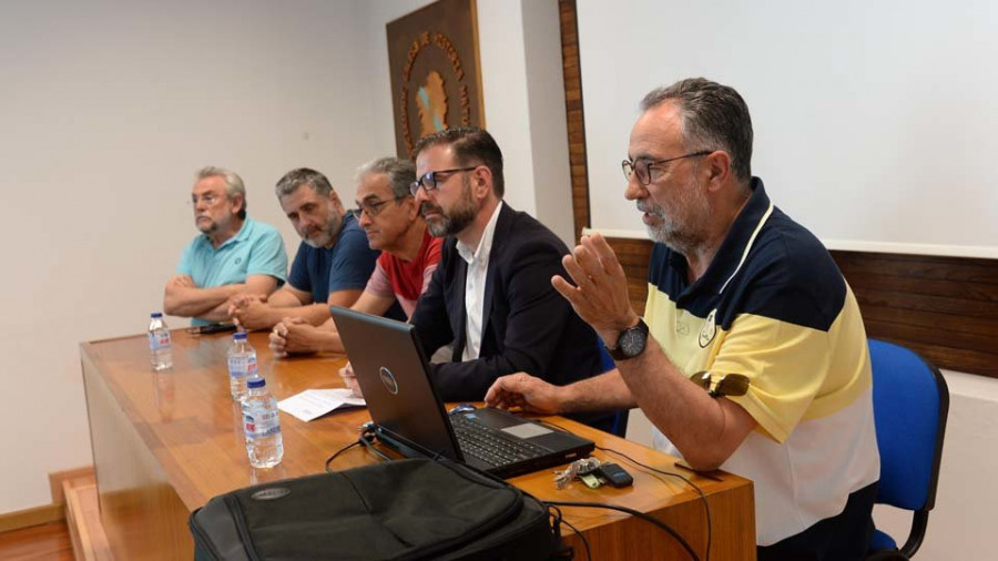 La SGHN clausura su última exposición de astrofotografía con una amena charla sobre la disciplina