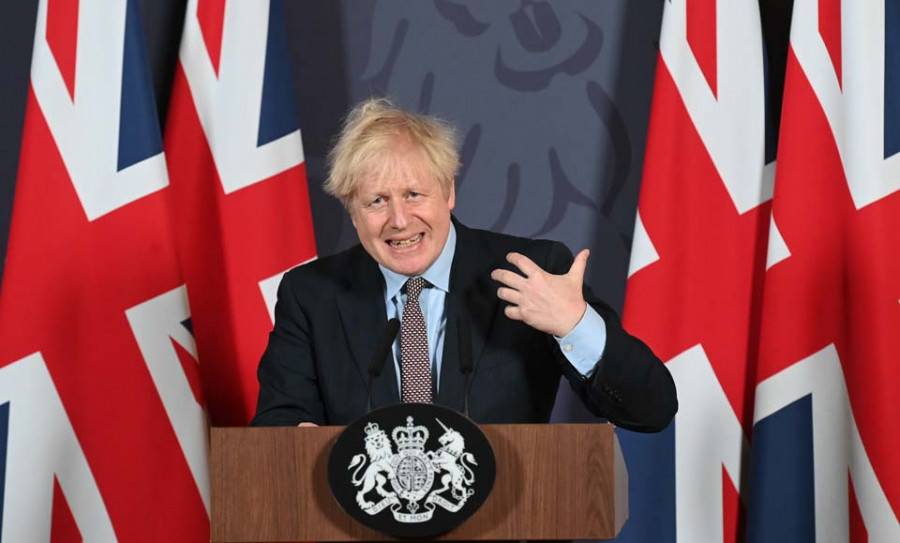 Boris Johnson agita eufórico un acuerdo sobre el Brexit que ya está listo para funcionar