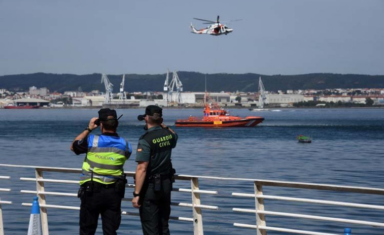 Un ictus obliga a evacuar a un tripulante a un marinero que navegaba a 17 millas de Estaca de Bares