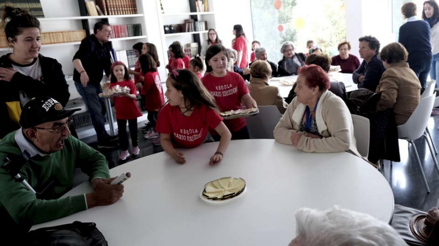 Canido entrégase á gran festa dos Maios