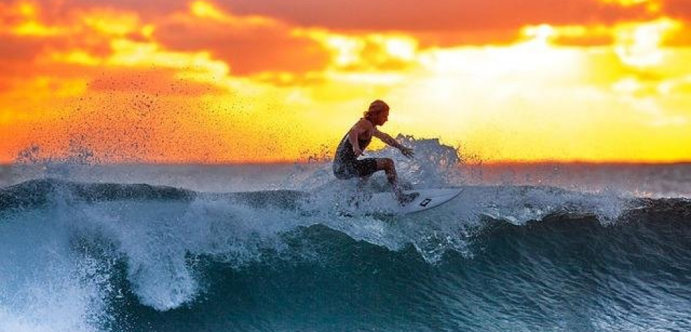 Ferrol se convierte en un referente para los amantes del surf