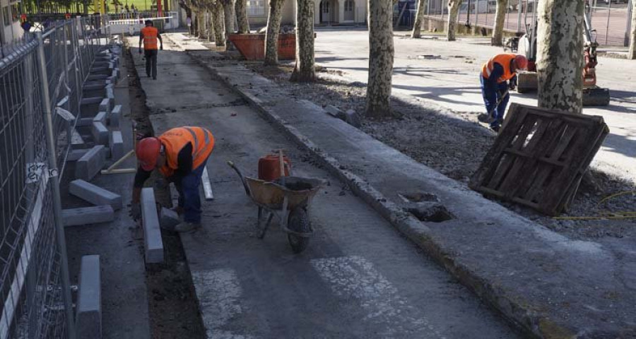 El paro sube en Ferrol por debajo de la media gallega y la mitad que a nivel nacional