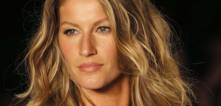 Gisele Bündchen cuelga un vídeo en el que canta y toca la guitarra