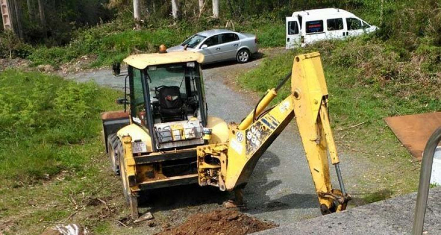 Moeche amplía el suministro de agua potable a Vilapedre y A Graña