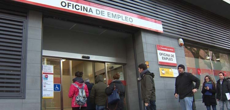 El desempleo en Galicia cayó 
el año pasado en 18.500 personas