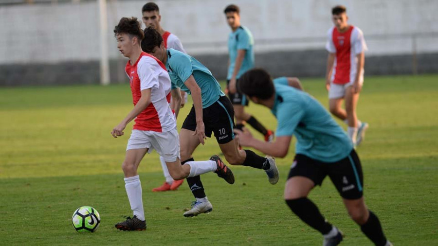 O Val juvenil sigue en la tercera plaza tras imponerse al Riveira