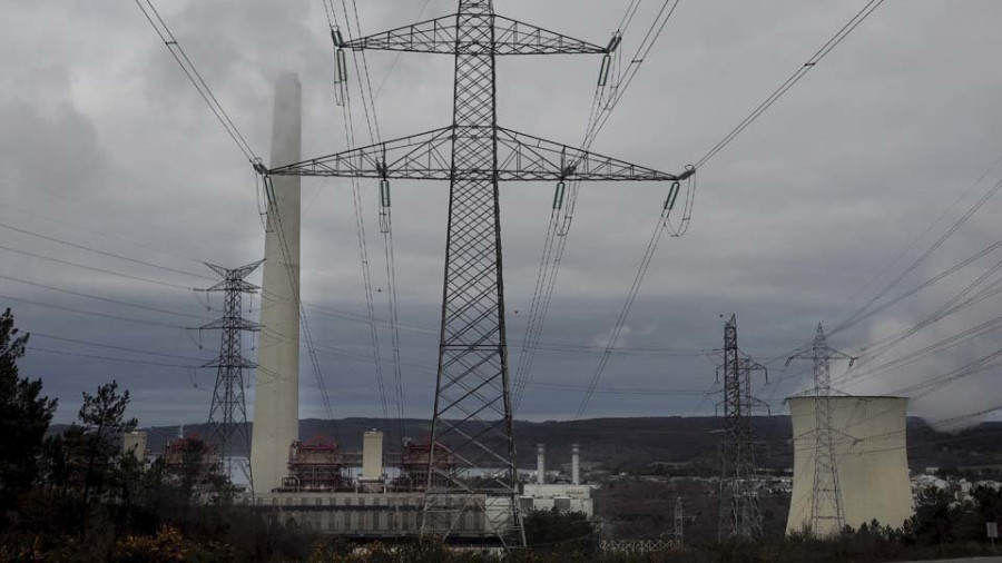 As Pontes insta al Gobierno central a modificar la Ley del Sector Eléctrico