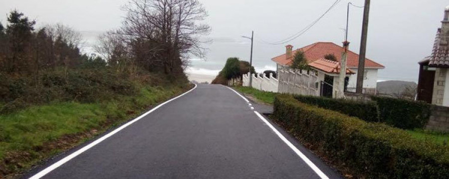 El Concello de Valdoviño transforma el camino do Carballal en vía alternativa a la Frouxeira