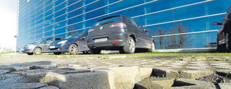 Deficiencias en el aparcamiento del auditorio antes de la inauguración