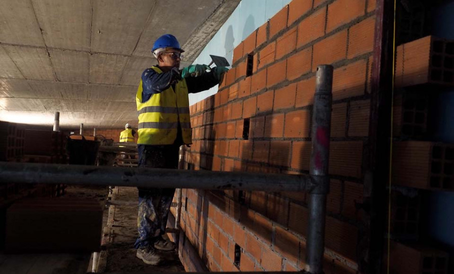 La EPA mantiene a Ferrol como la ciudad con las peores tasas de actividad y ocupación