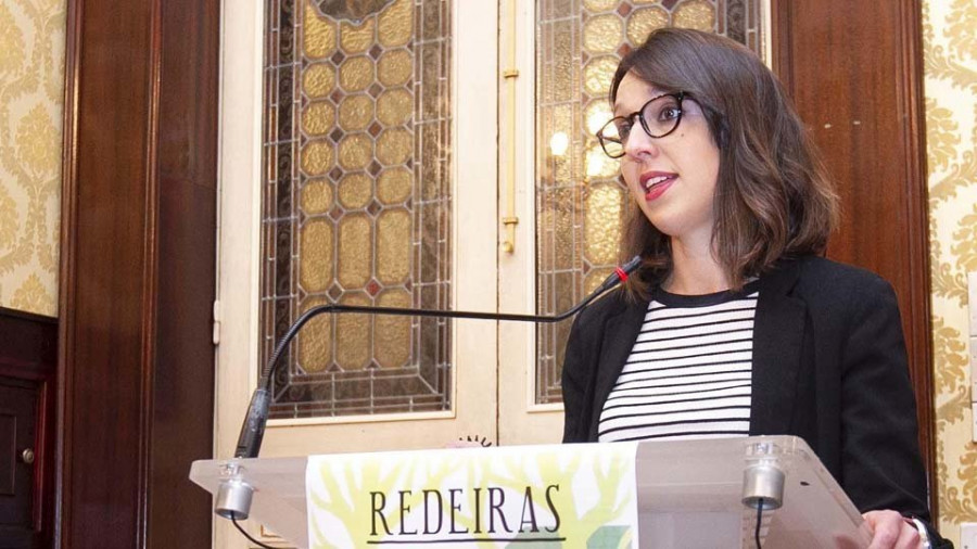 María Pita promueve “Redeiras”, un programa para prevenir casos de soledad en los mayores