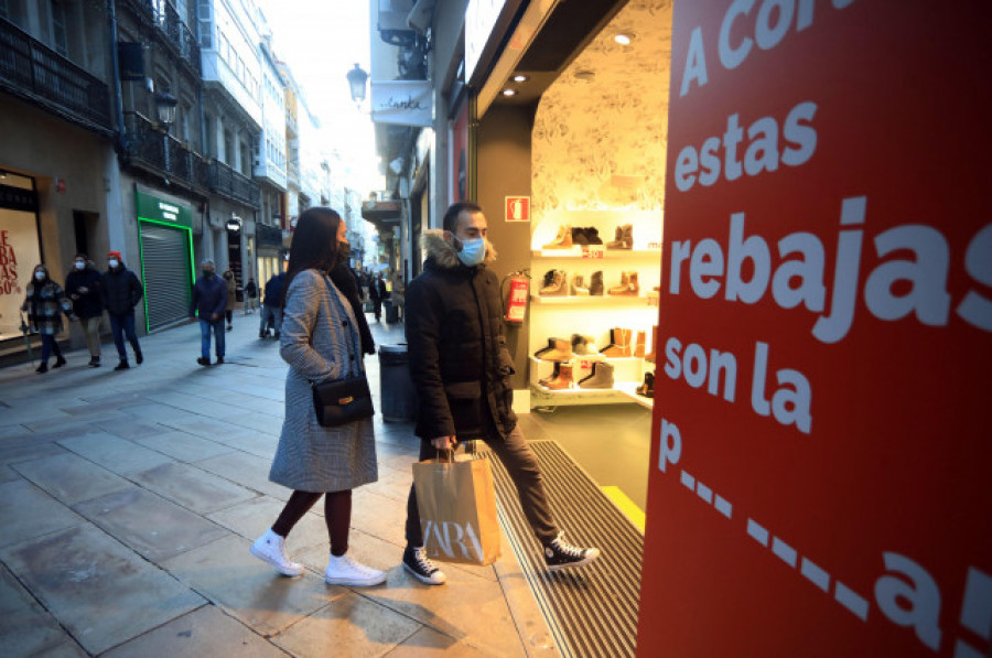 El gasto medio de los gallegos en las rebajas de invierno cayó un 23%, según el Observatorio Cetelem