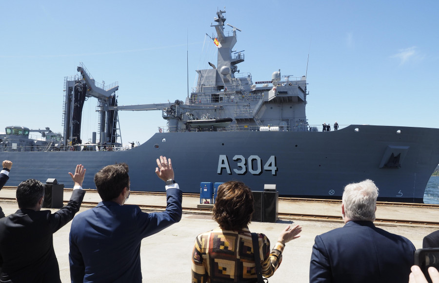 Navantia despide a su último buque, que zarpa con destino a Australia