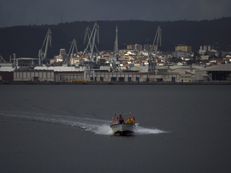 El sector marisquero de Ferrol denuncia la "falta de compromiso" con la regeneración de la ría