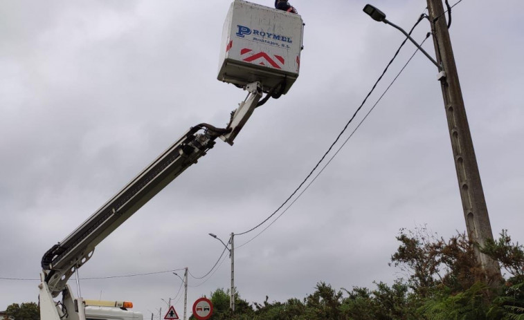 Valdoviño invierte 11.350 euros en la sustitución de 47 farolas por tecnología LED