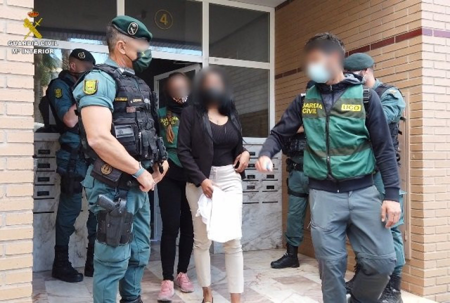 La Guardia Civil libera a cinco mujeres y detiene a 10 personas que explotaban sexualmente a víctimas sudamericanas