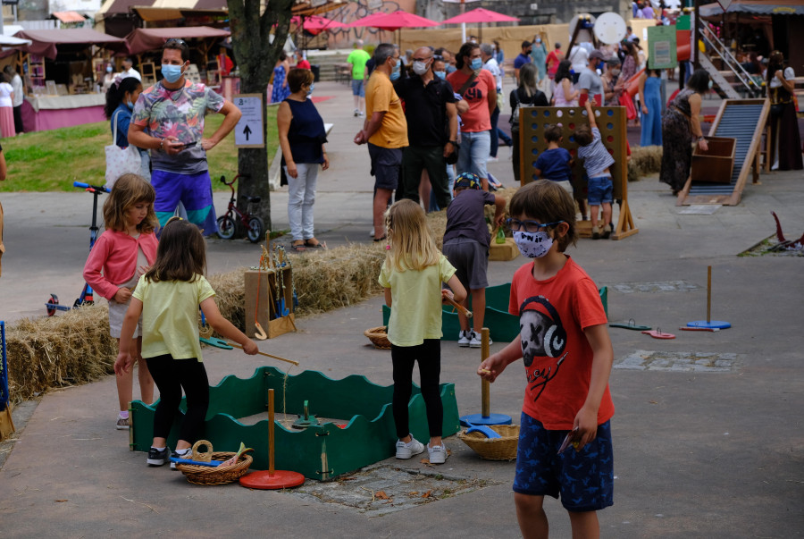 La Feria Medieval se despide tras tres días de ambiente en las calles de Ferrol Vello