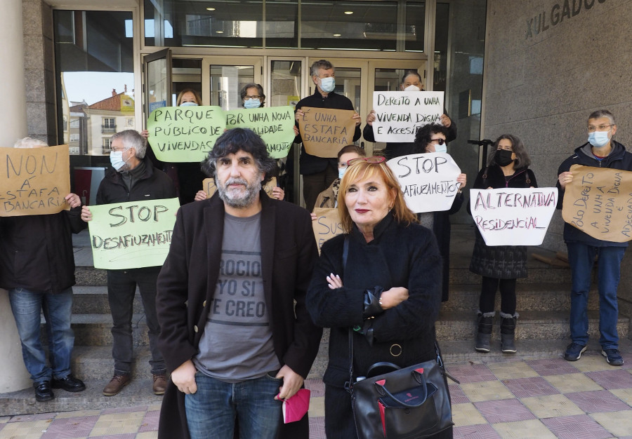 Protesta frente a los Juzgados por un “fraude de ley” bancario para evitar el Código Guindos