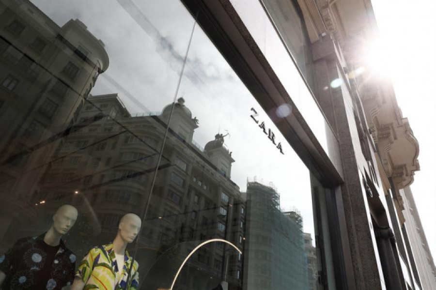 Inditex sigue "muy de cerca" la situación en Ucrania, con sus casi 80 tiendas cerradas