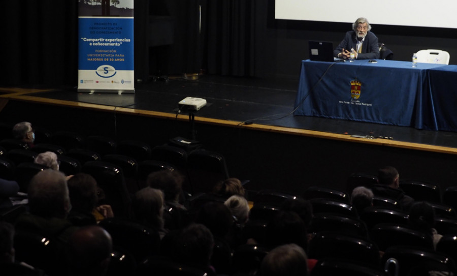 Medio centenar de ponteses inician su formación universitaria