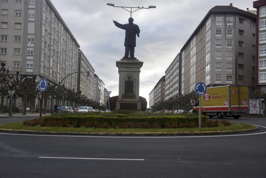 Ángel Mato asegura que la estatua de González-Llanos no se va a retirar