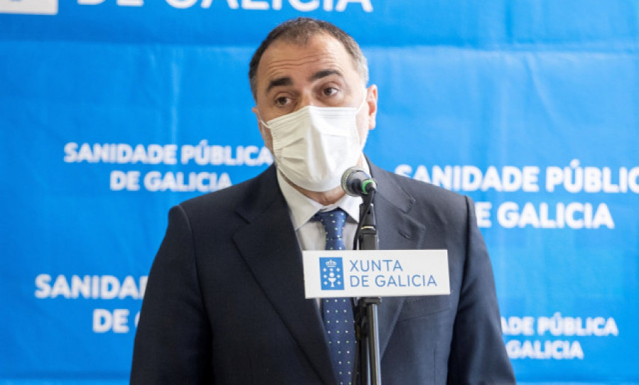 García Comesaña apunta a una campaña de vacunación de covid "en otoño-invierno"