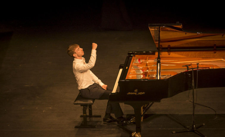 El concurso de piano encara desde ayer la semifinal con 16 intérpretes