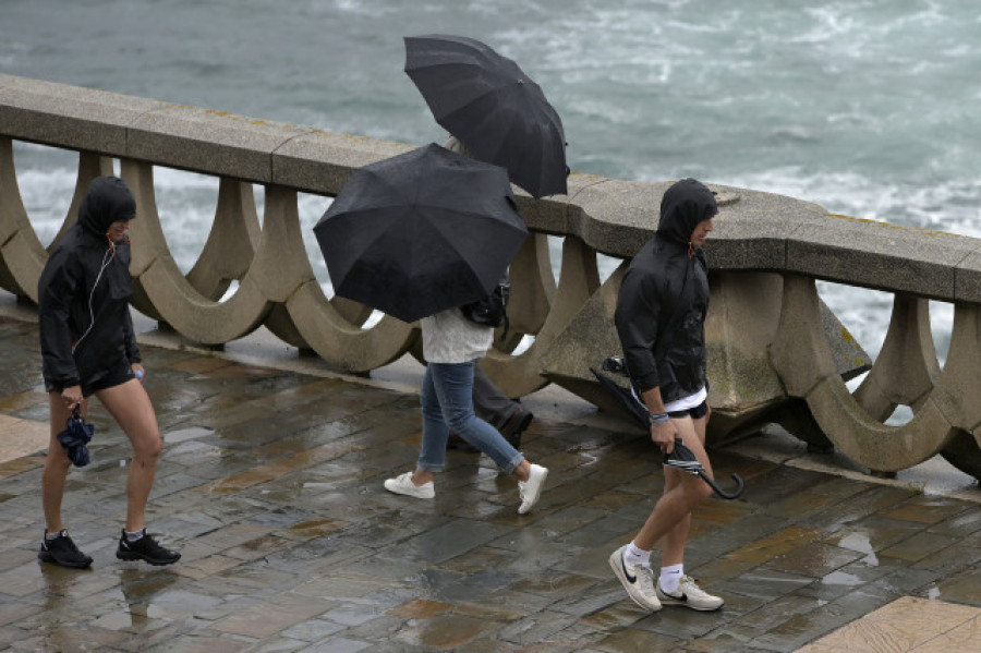 Los chubascos seguirán mañana en Galicia, más intensos a partir del mediodía