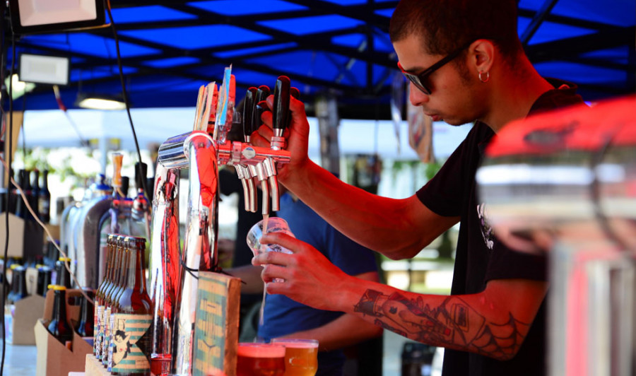 La Feria de la Cerveza triunfa en  el Cantón tras su cambio de fecha