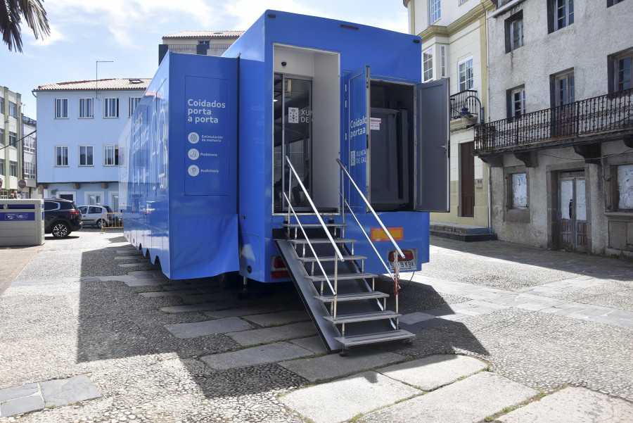 El programa de la Xunta “Coidados porta a porta” recala de nuevo en los concellos de las comarcas