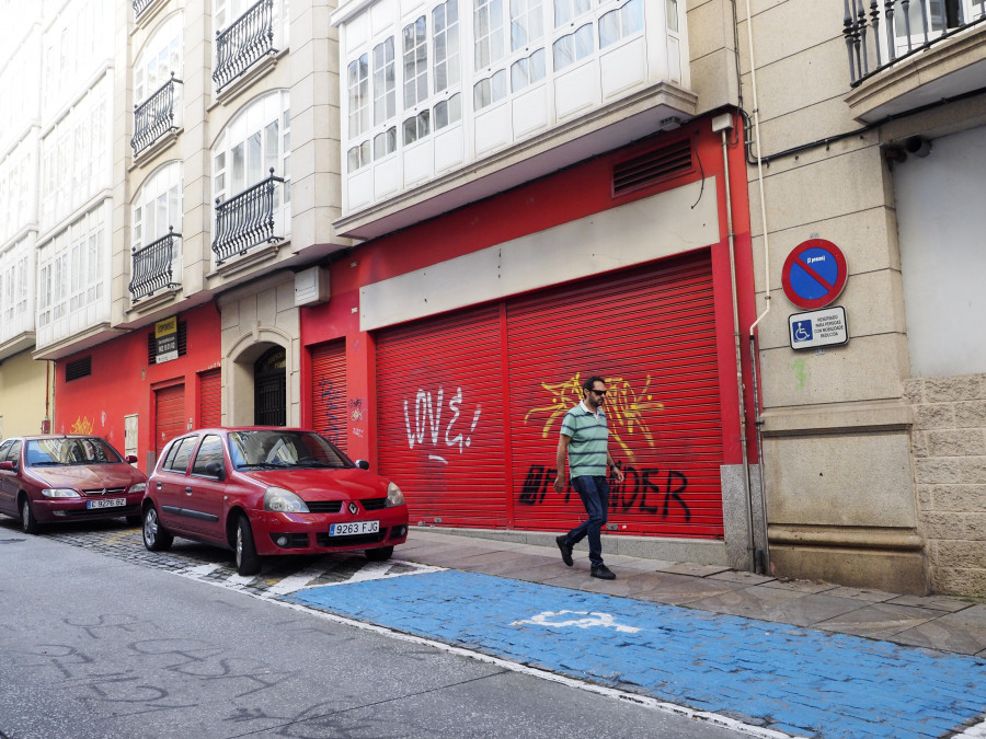 El supermercado de proximidad, cada vez más alejado del centro de Ferrol