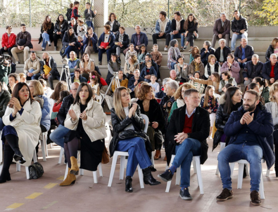 El colegio de Mosteiro cumple 50 años de servicio docente