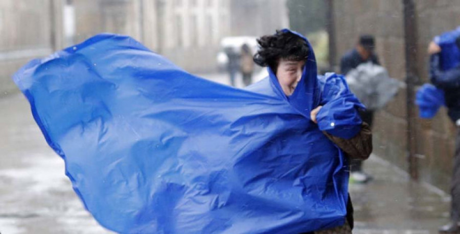 Más de 300 incidencias en Galicia por viento y lluvia