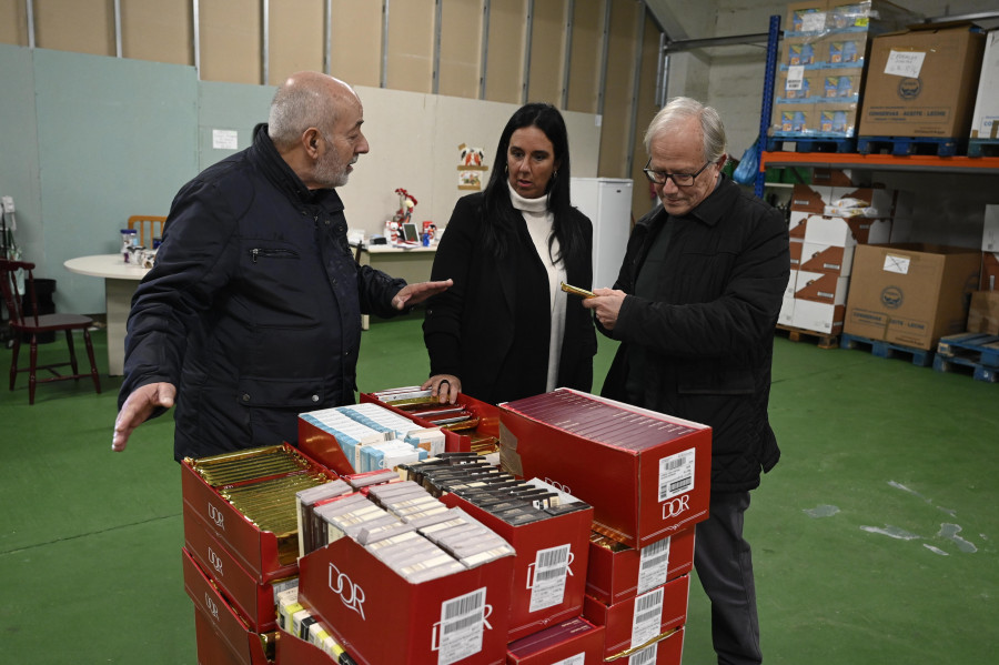 Casi mil personas se abastecen de comida en el Banco de Alimentos de Ferrol