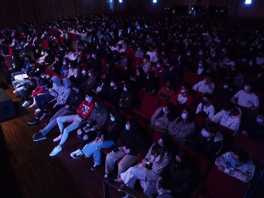 Más de 160 jóvenes de la comarca quieren participar en “Canta Ferrol”