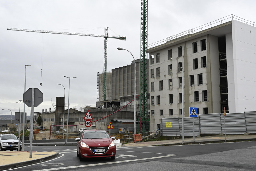 Denuncian varios destrozos en vehículos en un garaje privado de Ferrol