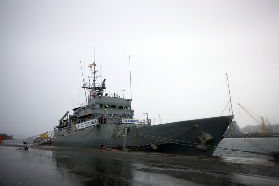 Un buque con base en Ferrol intercepta dos buques rusos en el Mediterráneo occidental