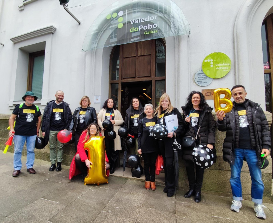 Los problemas de la biblioteca de Ferrol llegan a la Valedora